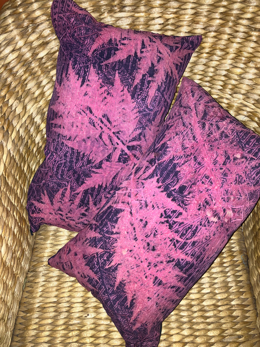 Cochineal, logwood and sumac cushion [small] [CU04] image 0